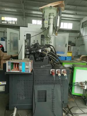 注吹機(jī)與塑料加工主機(jī) 高效塑料加工專用設(shè)備的選購與優(yōu)勢(shì)